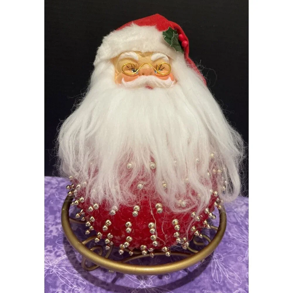 Vintage Handcrafted Beaded Push‎ Pin Christmas Round Large Santa Figure #1